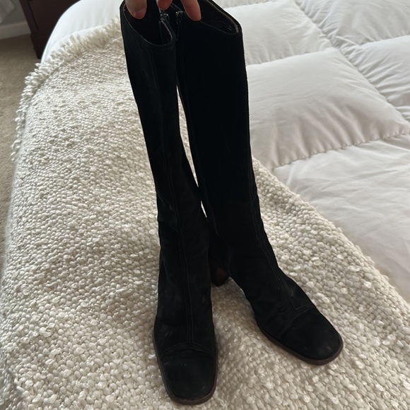 Italian black suede boots - Picture 4 of 8